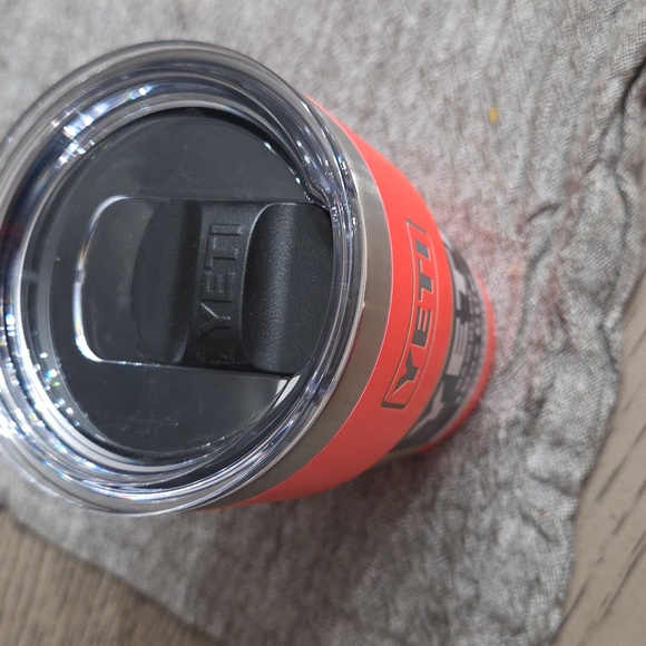 Yeti Rambler 16oz Cup - Vibrant  Solar Flare - Picture 4 of 8